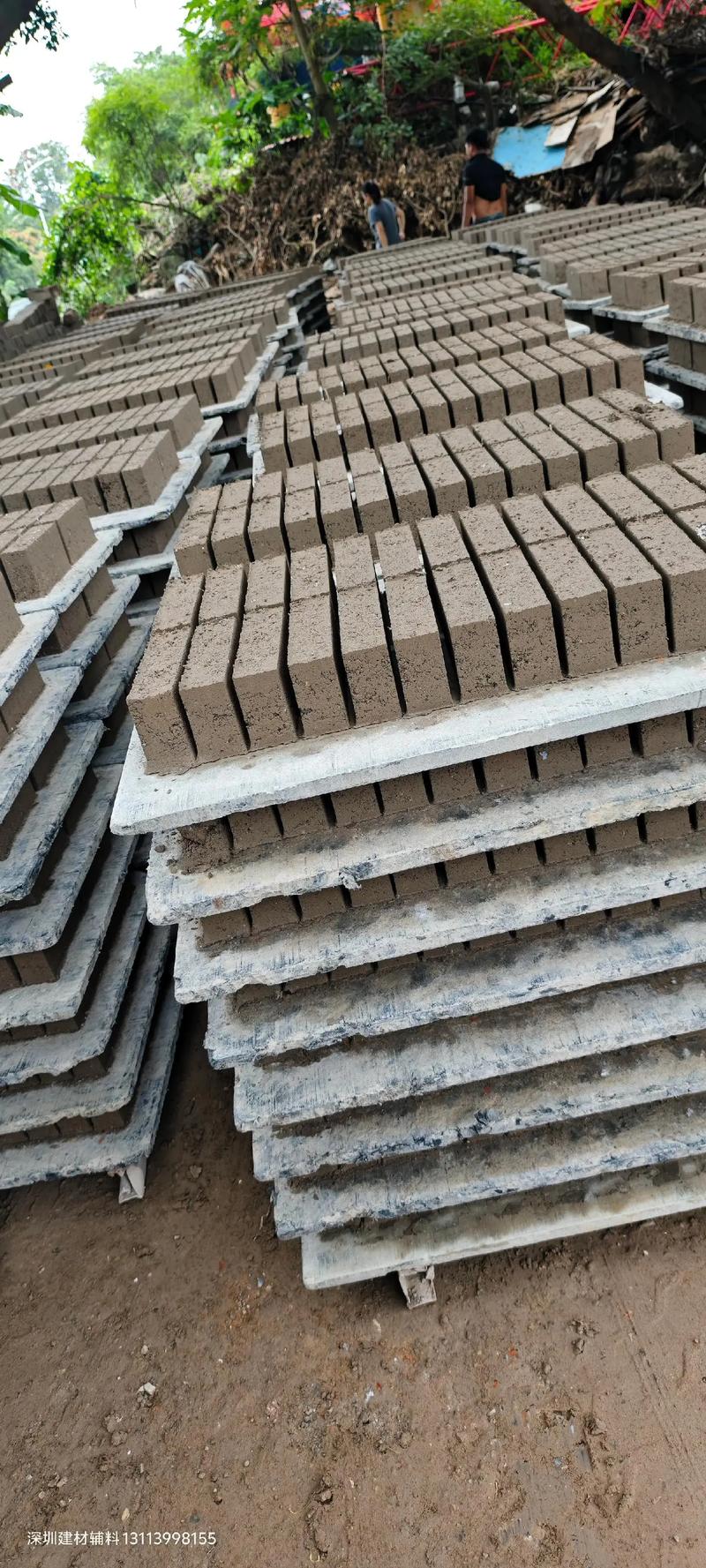 建筑装饰材料在工程中的应用与发展趋势